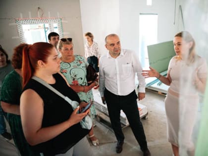 Сергей Джеглав в рамках партийной акции «Родительская приемка» посетил школу №1