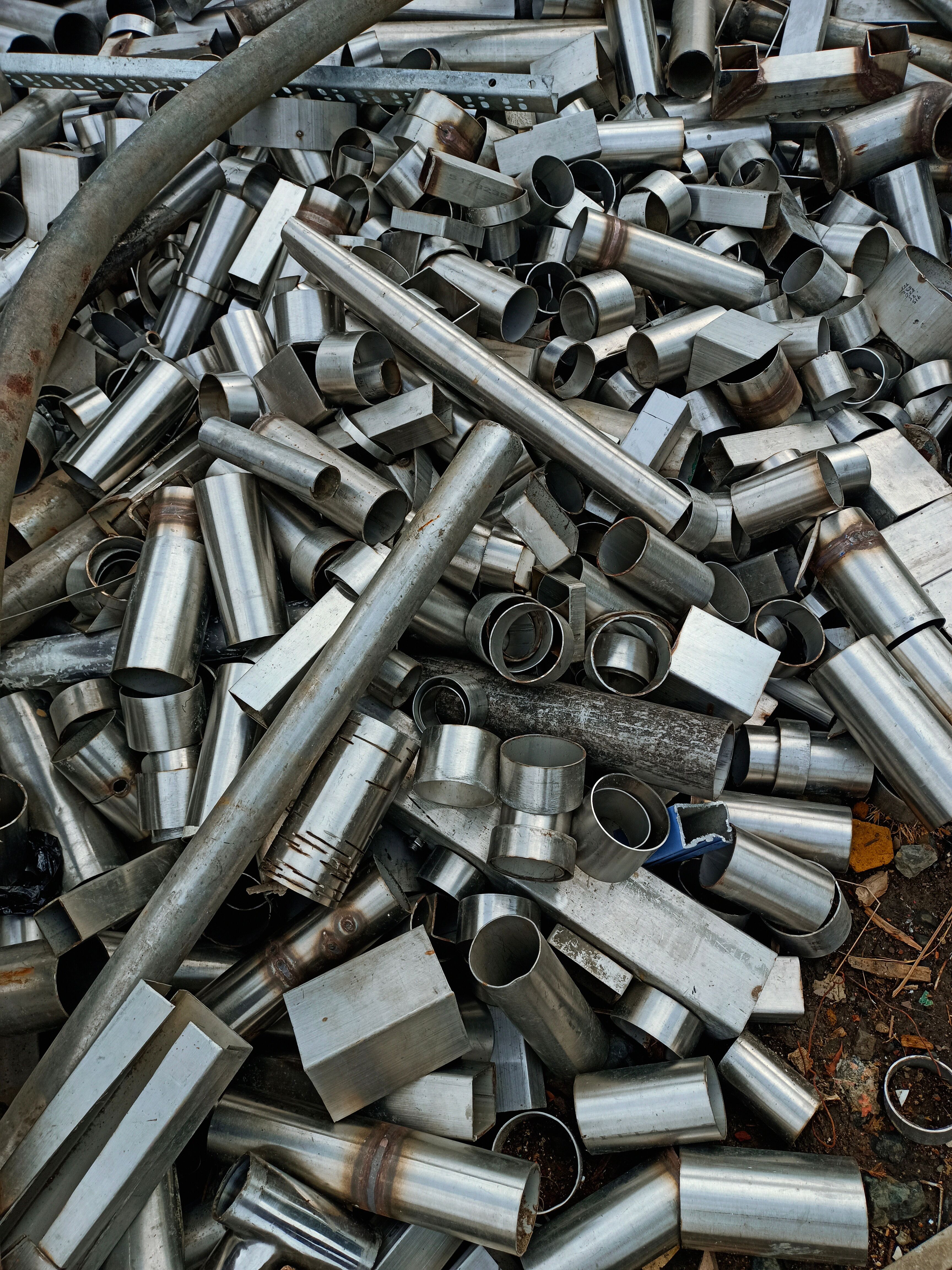 Grading and Recycling Industrial Metal Off-Cuts