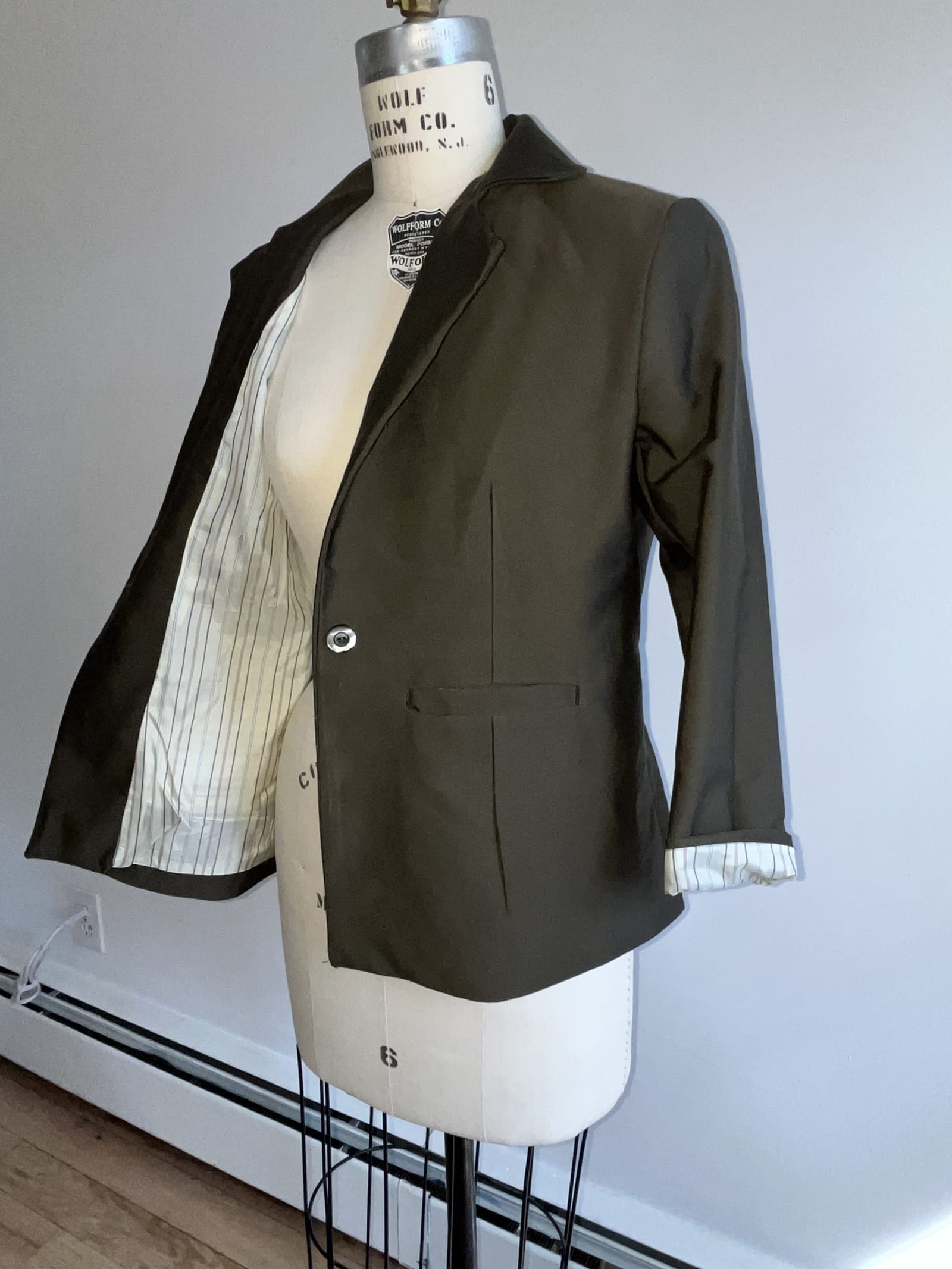 Lined blazer — lining detail
