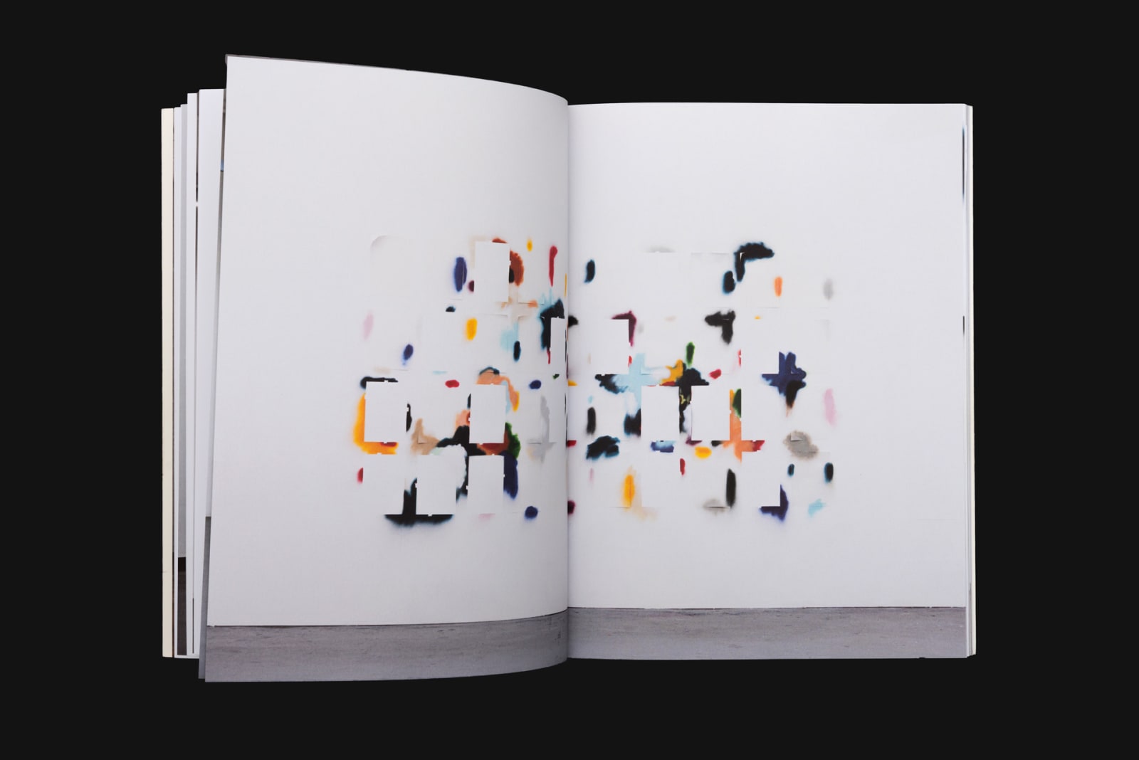 Julius Heinemann – On White