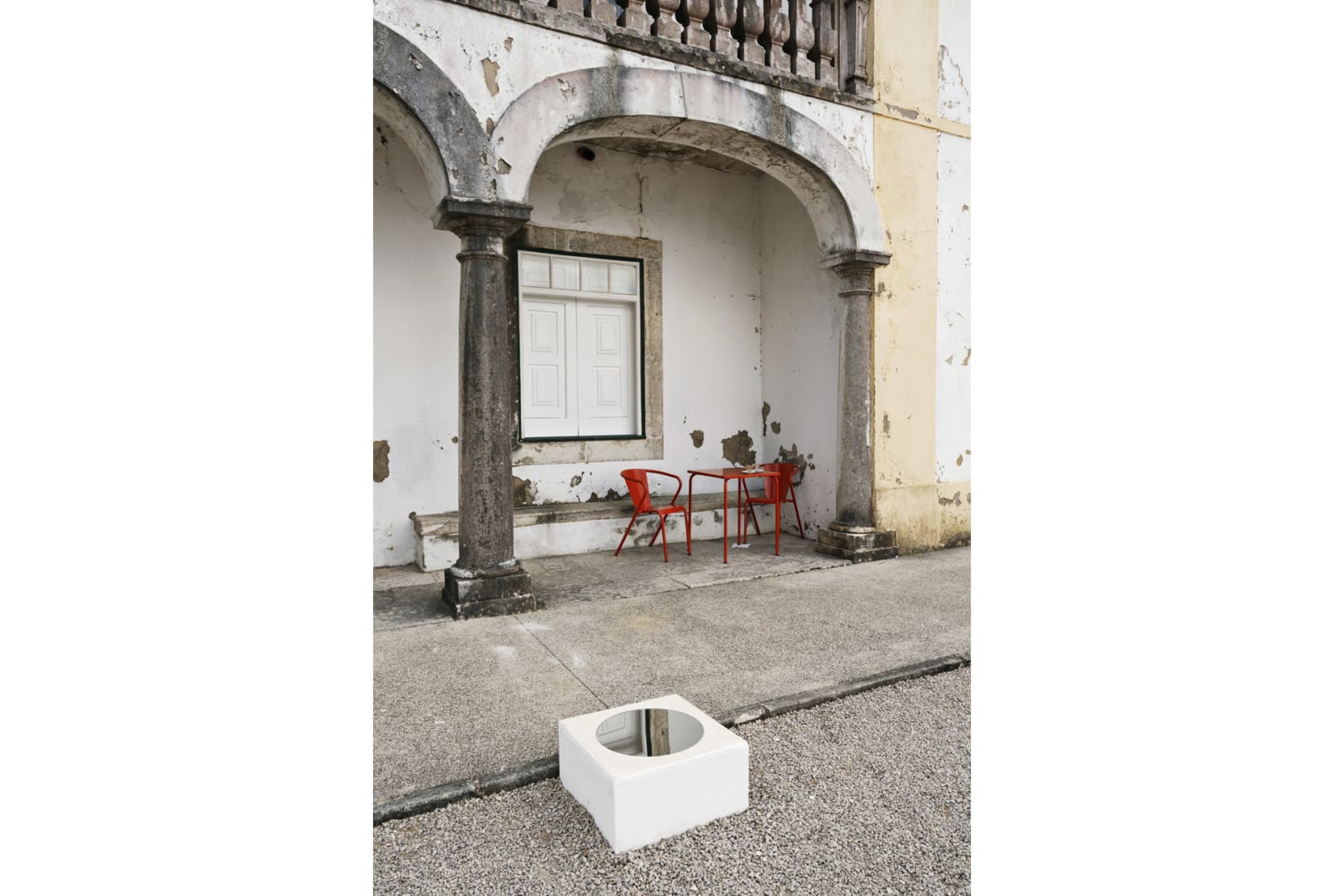 Image from O Espelho