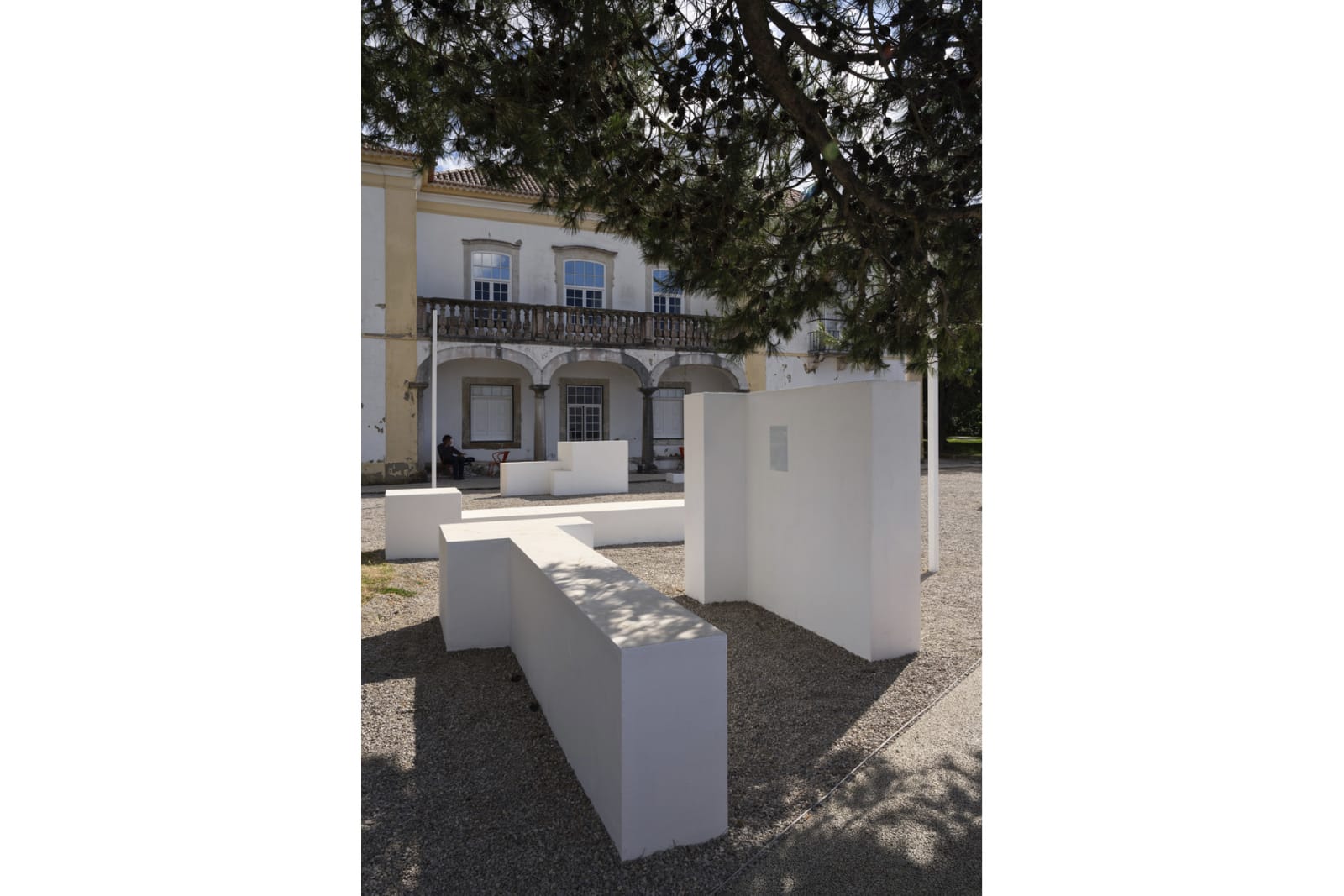 Image from O Espelho