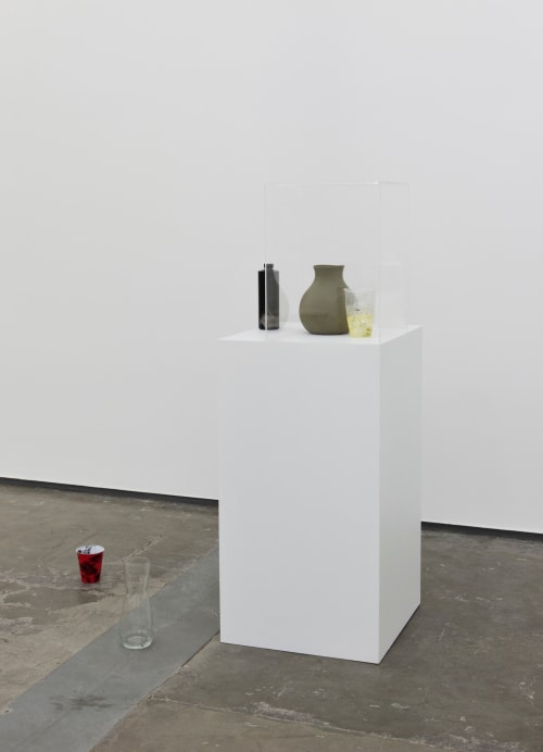 Dinge und Undinge (The Shape of Things)