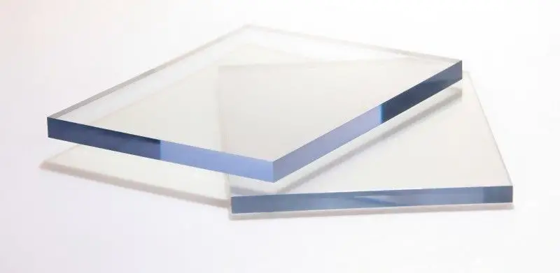 Tấm Poly Lấy Sáng Ưu điểm, ứng dụng và giá cả tại Việt Nam