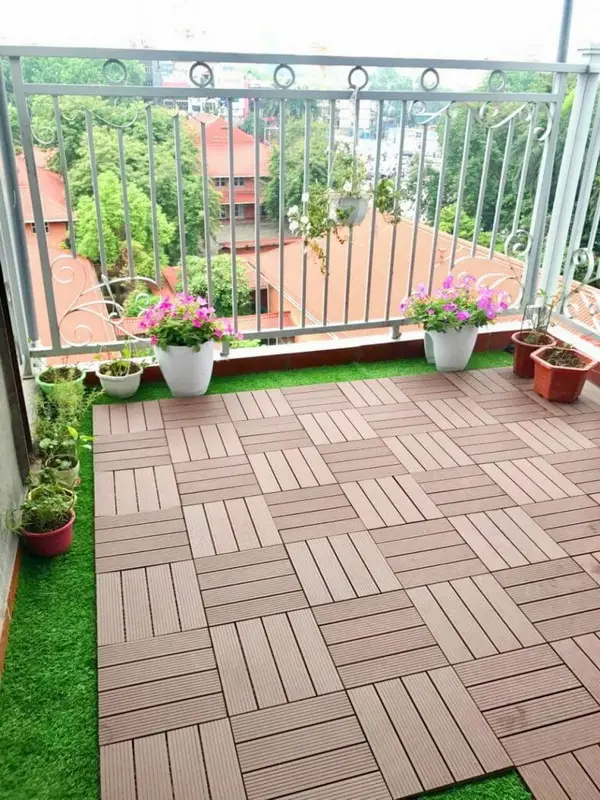 Vỉ gỗ nhựa cho ban công Lựa chọn hoàn hảo cho không gian sống hiện đại
