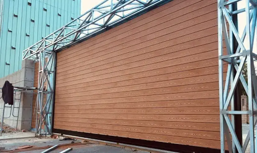 Ốp gỗ nhựa ngoài trời - Giải pháp bền đẹp cho không gian ngoại thất của bạn