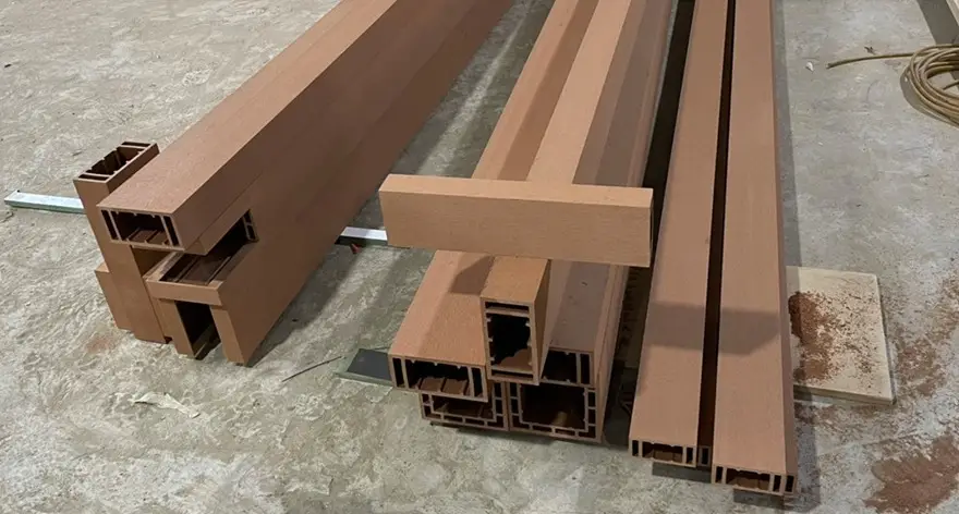 Trụ pegola gỗ nhựa: Giải pháp bền đẹp cho không gian ngoài trời của bạn