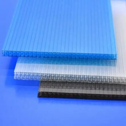Tấm polycarbonate rỗng trong ứng dụng trang trí