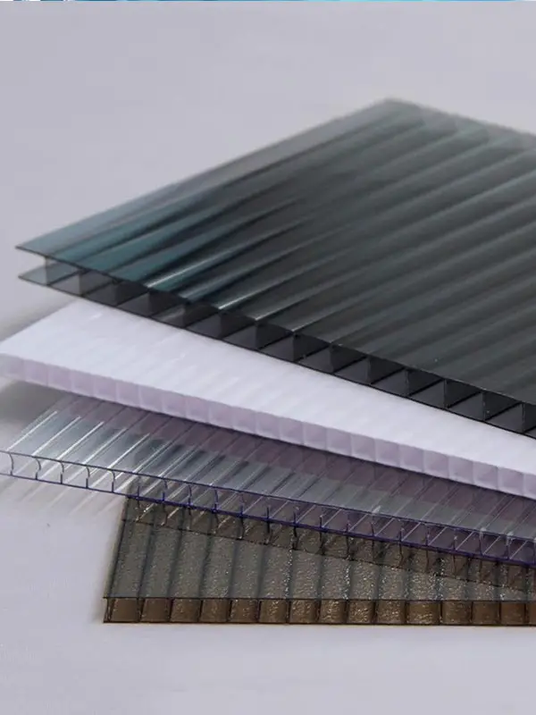 Tấm polycarbonate rỗng trong ứng dụng trang trí