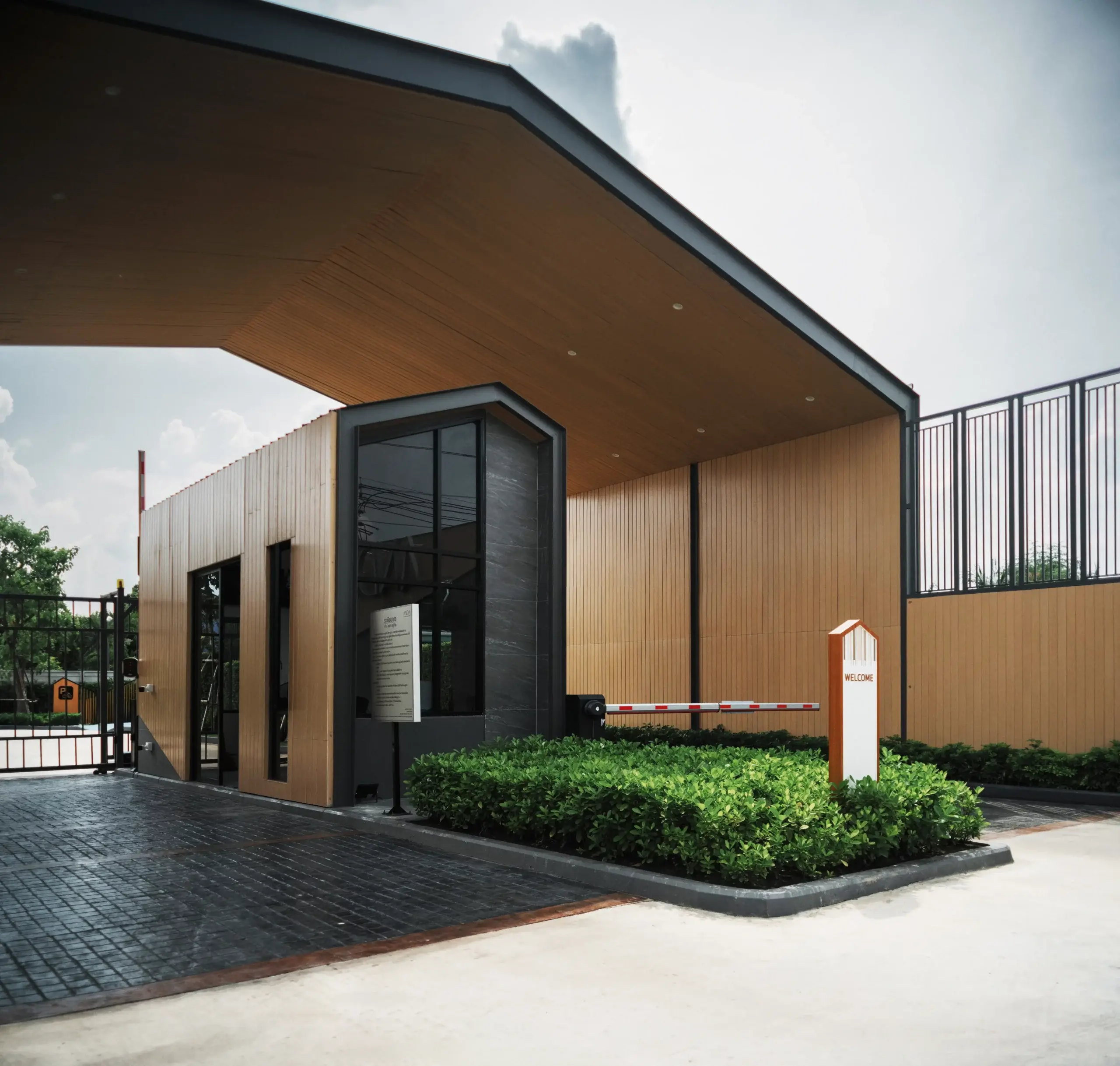 Conwood ốp tường bền vững theo thời gian