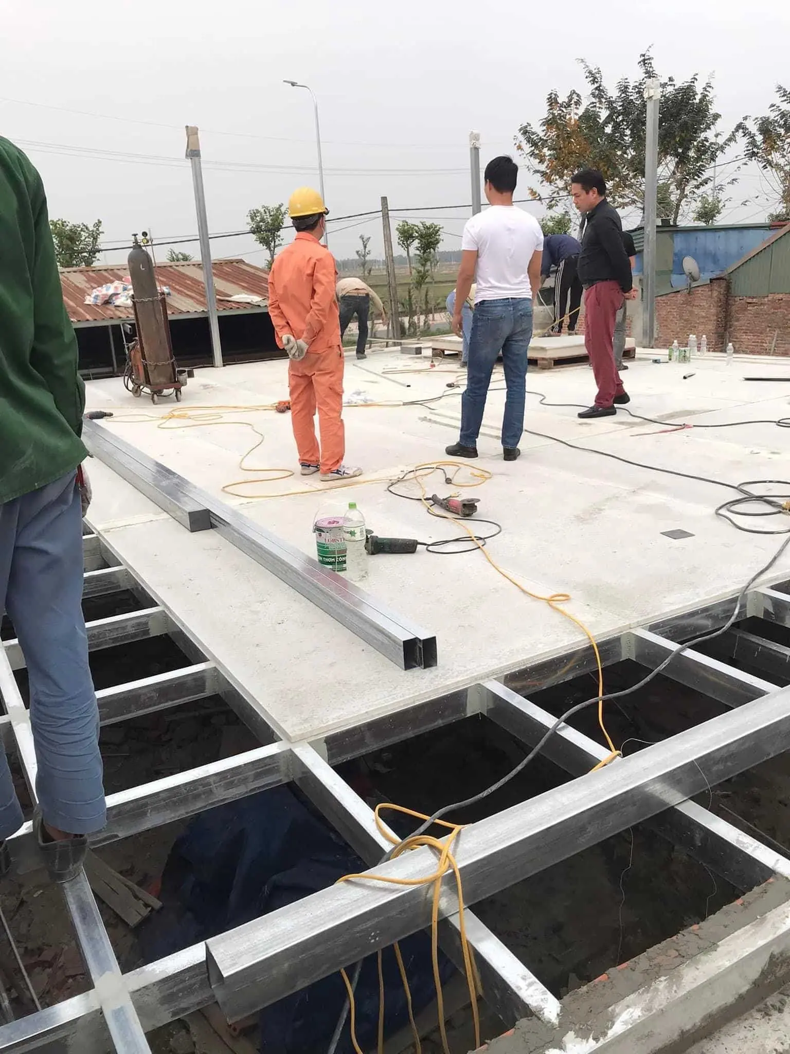 Tấm Cemboard chống thấm nước: Hiệu quả và ứng dụng trong xây dựng