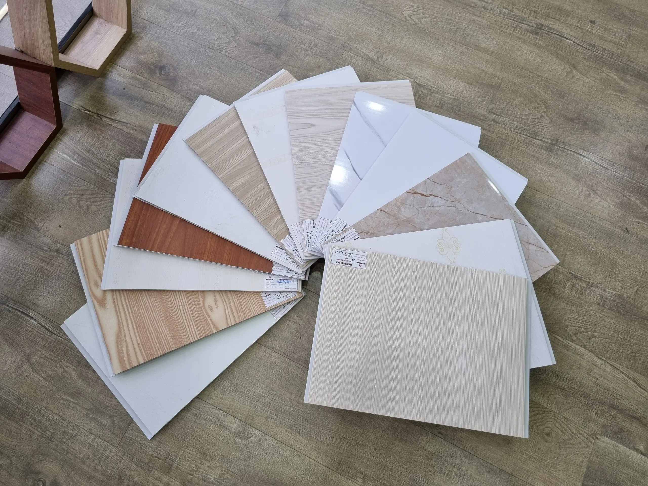 Tấm nhựa nano ốp tường – Giải pháp trang trí nội thất đột phá cho không gian hiện đại Tấm nhựa nano ốp tường – Giải pháp trang trí nội thất đột phá cho không gian hiện đại