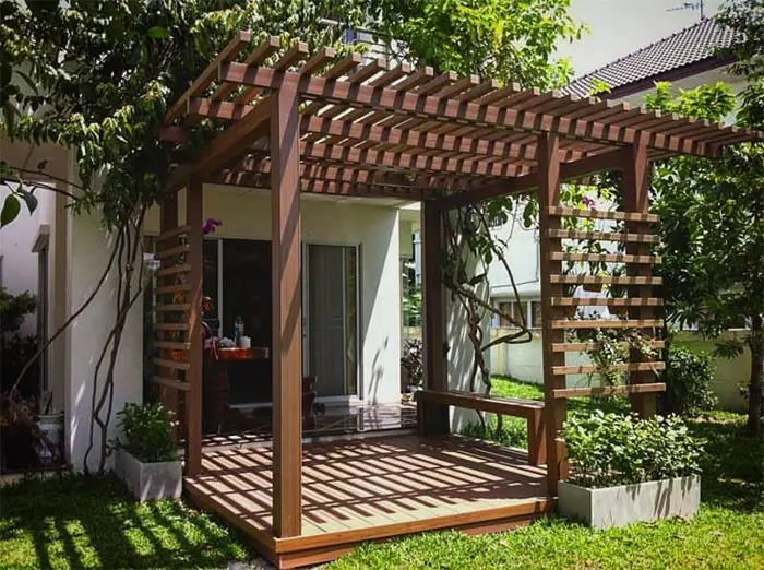 Giải Pháp Thiết Kế Giàn Lam Che Nắng Sân Thượng Tạo Không Gian Mát Mẻ và Thẩm Mỹ