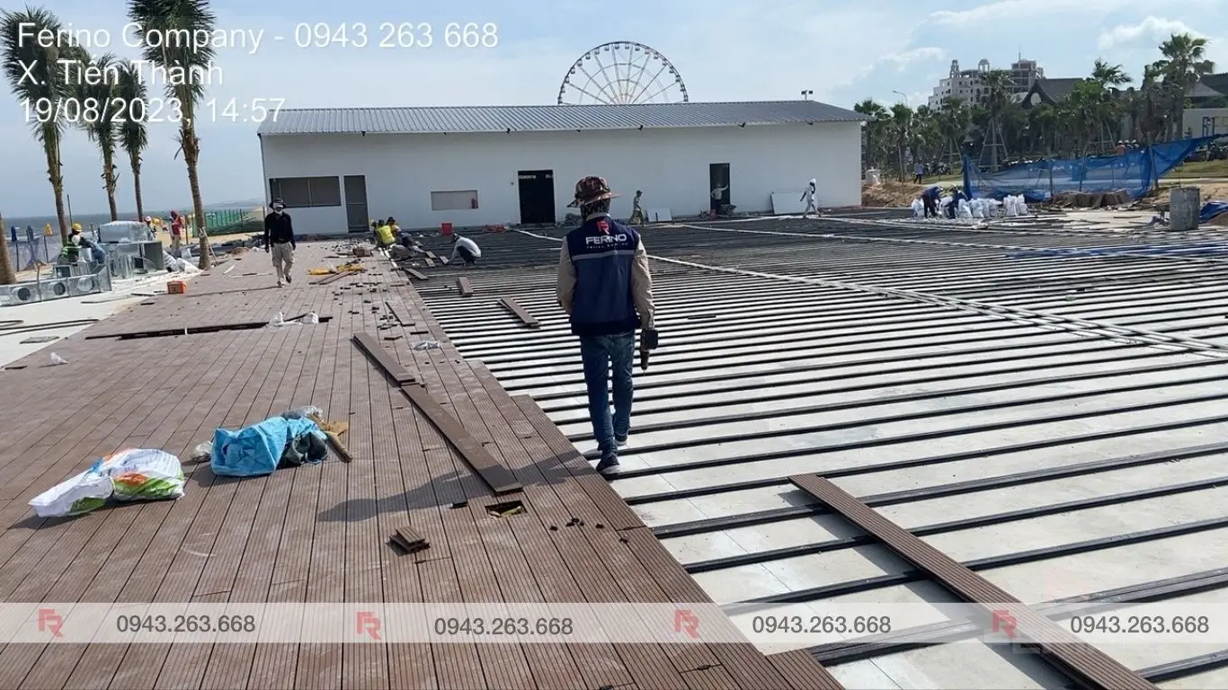 Sàn nhựa giả gỗ ngoài trời bao nhiêu tiền 1m2? Giá, ưu nhược điểm và nơi mua Sàn nhựa giả gỗ ngoài trời bao nhiêu tiền 1m2? Giá, ưu nhược điểm và nơi mua