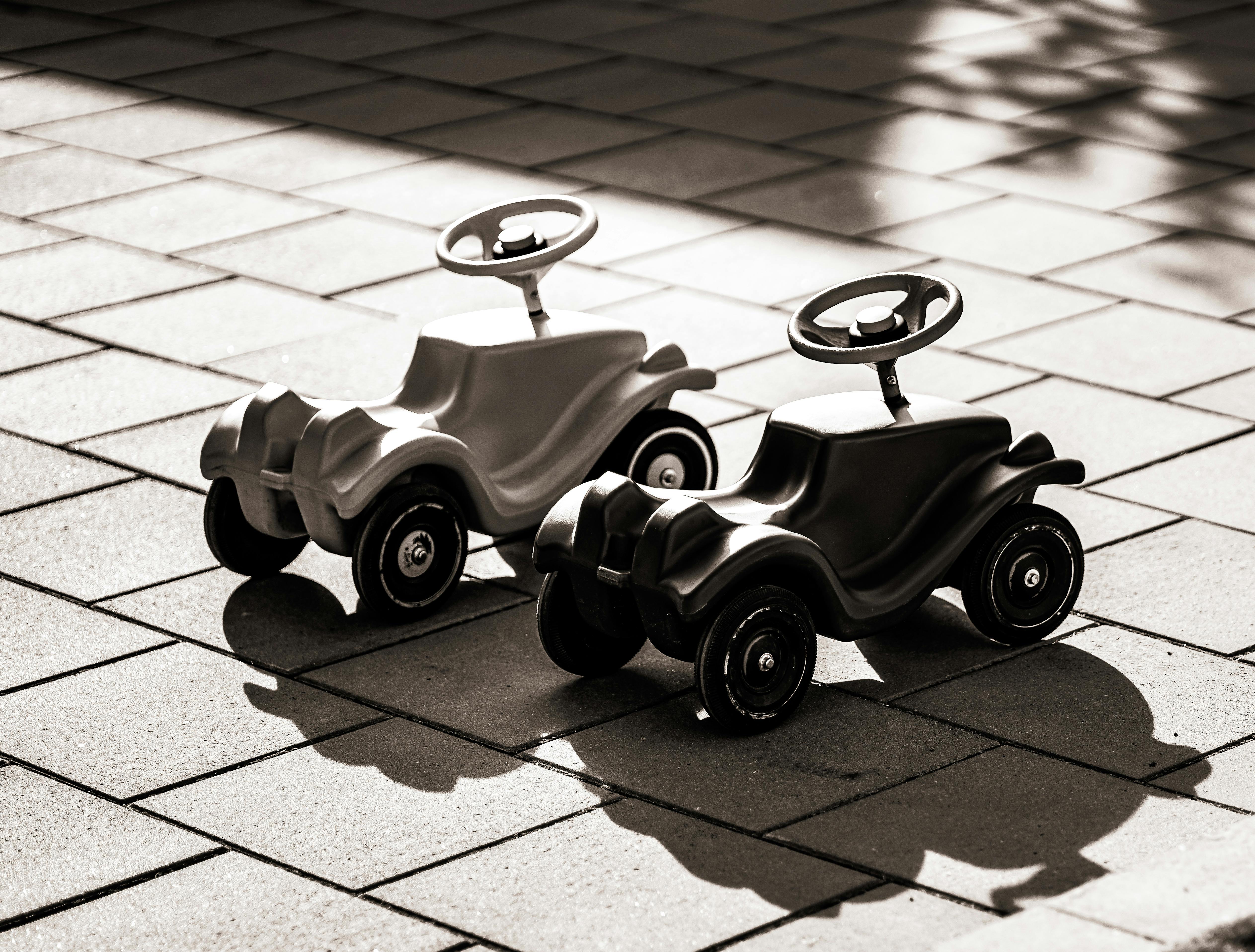 Vom Rutschauto zum Fahrrad: Die Mobilitäts-Evolution im Kinderzimmer