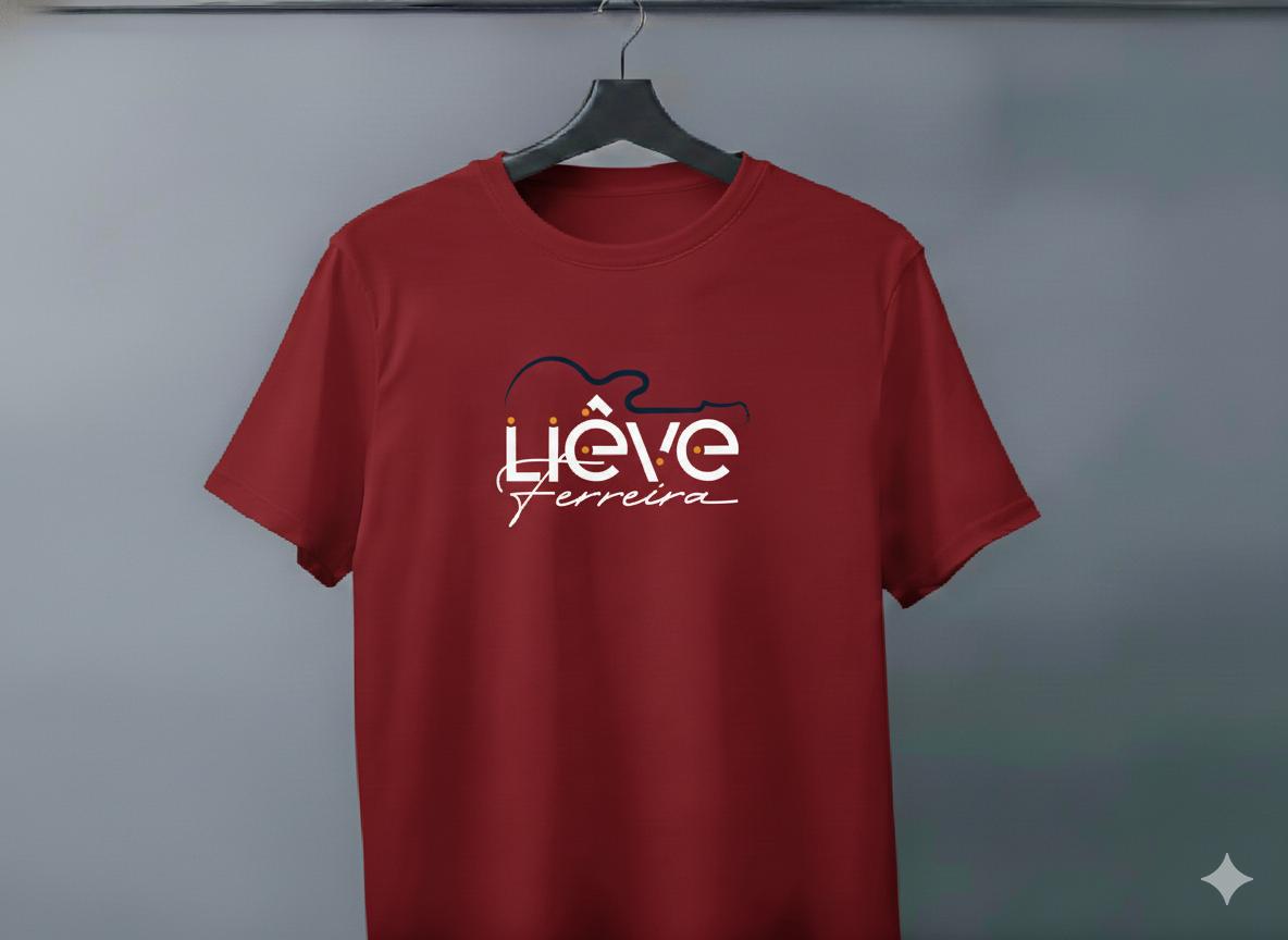 Camiseta vermelha do guitarrista Liêve Ferreira - especialista em guitarra nordestina, frevo e forró