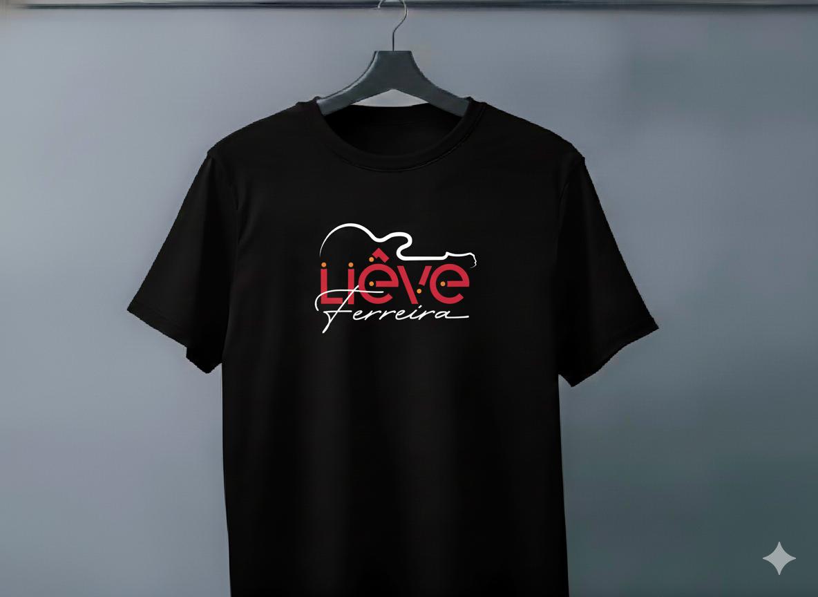 Camiseta preta do guitarrista Liêve Ferreira - professor do curso de guitarra online de Frevo e Forró