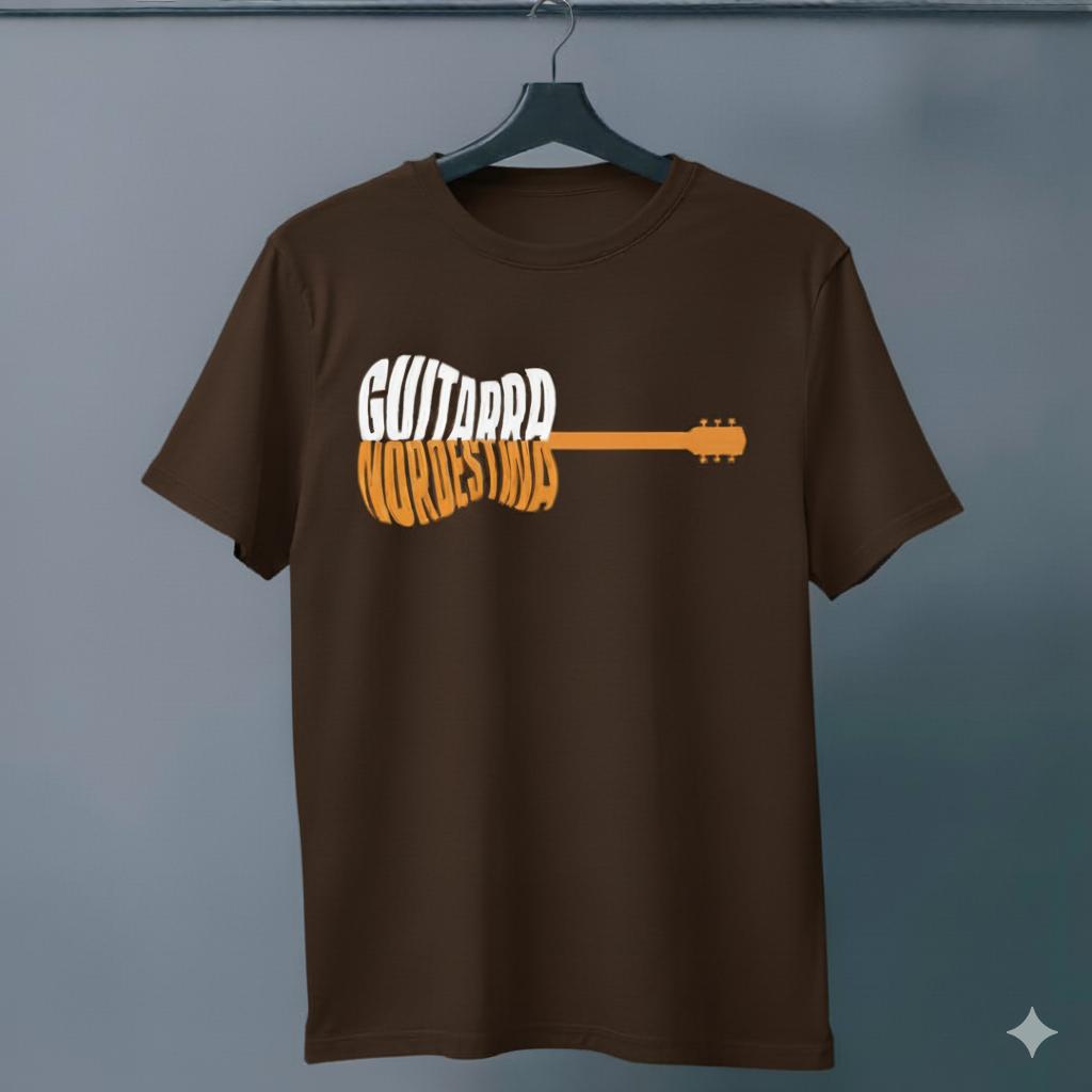 Camiseta marrom do guitarrista Liêve Ferreira - especialista em guitarra nordestina, frevo e forró