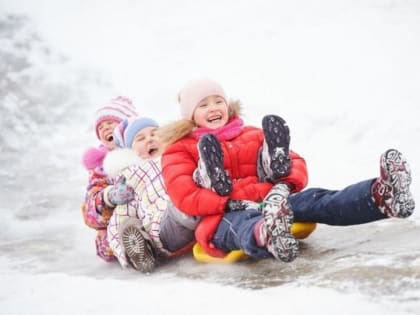 Безопасные каникулы: об определенных правилах катания с горок