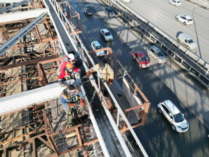 Их труд сравним с работой ювелира