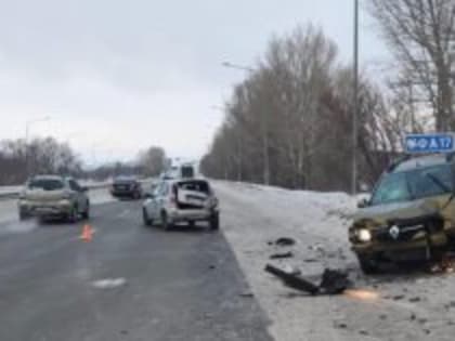 В Кигинском районе Башкирии водитель Lada Granta насмерть сбил женщину, переходившую дорогу (ВИДЕО)