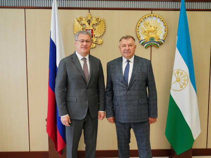 Радий Хабиров обсудил сотрудничество с председателем Госсовета-Хасэ Адыгеи Владимиром Нарожным