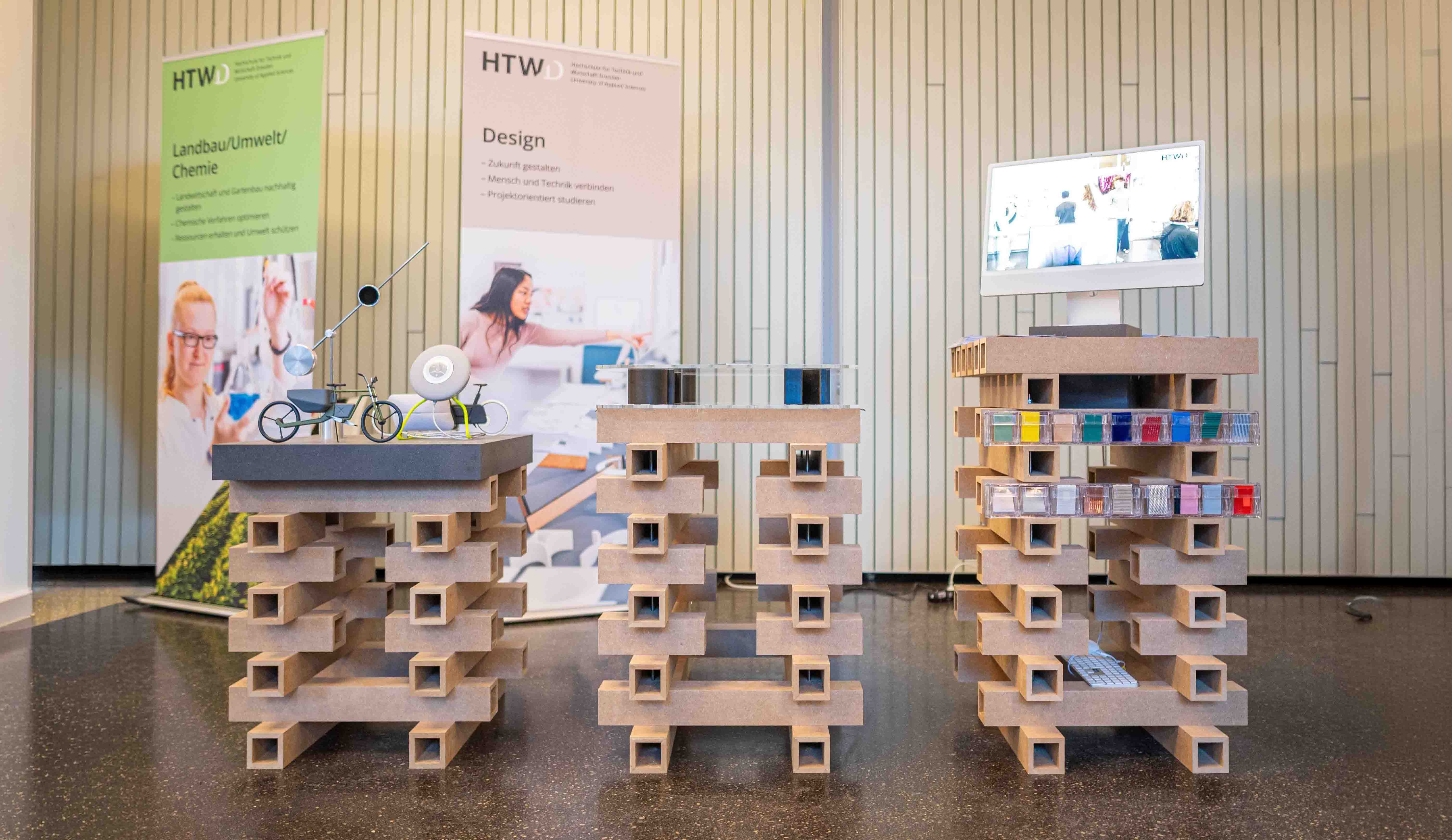 Mobile Information Stand