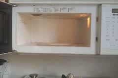 Microwave+to+be+replaced+door+open