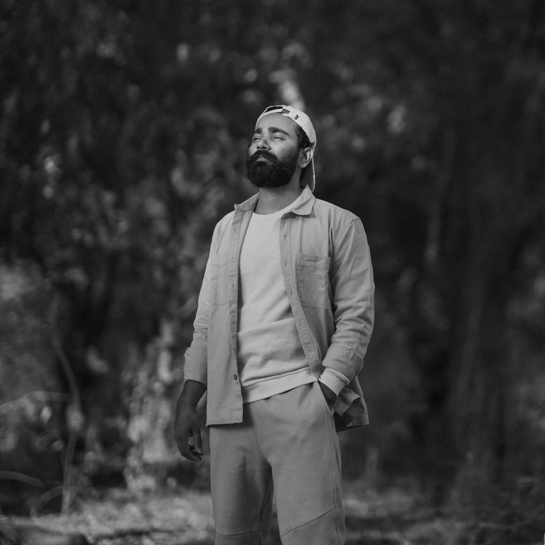 Mohammed Shafeek Hussain - Paperplane Wedding Studios