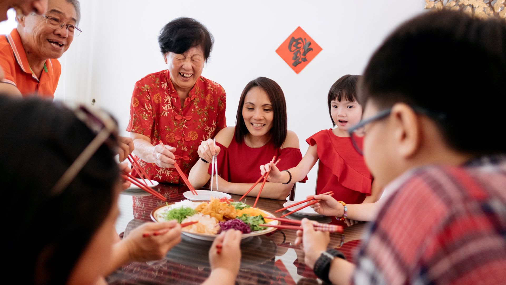 Chinese New Year Reunion Dinner With Family