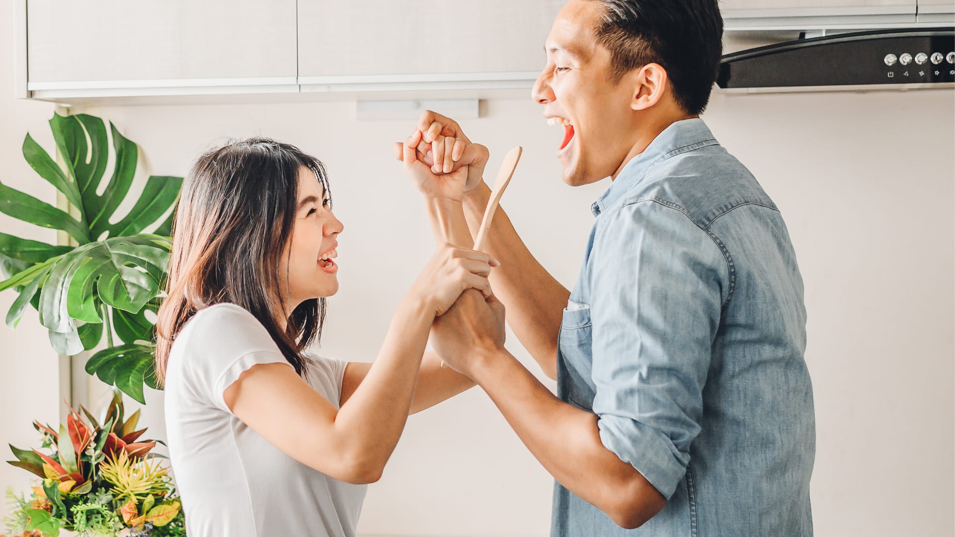 Housewarming gifts for couples in Singapore