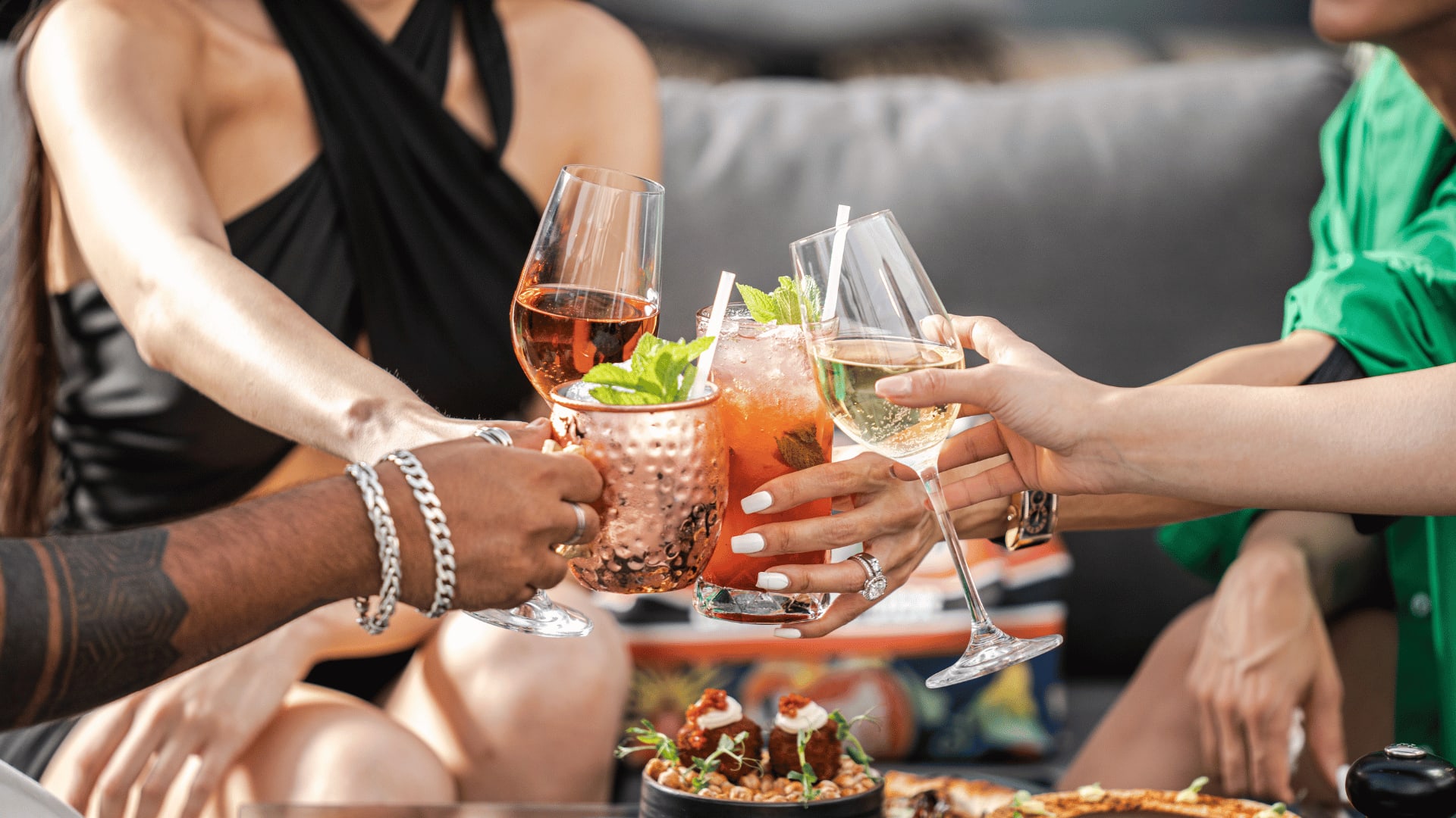 Unique dining experience singapore