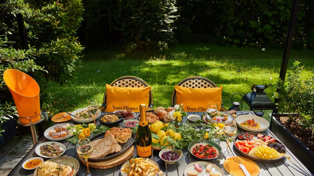 Siri House Private Brunch Dining Experience