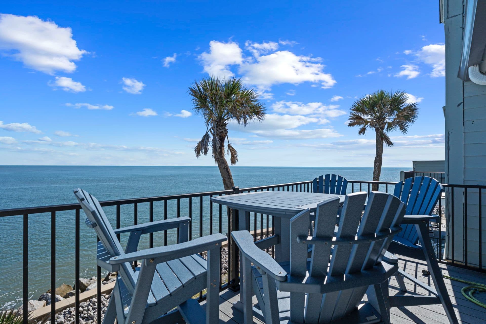 Amazing ocean views at this Fripp Island retreat