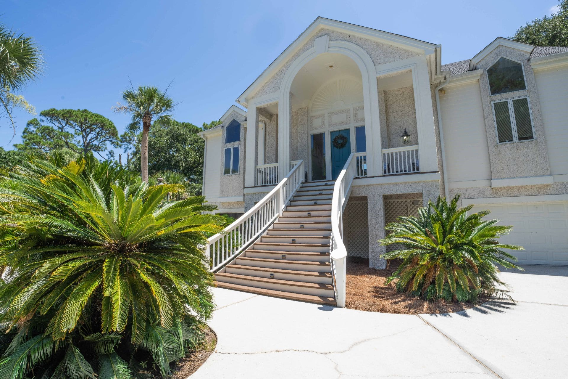 601 Dolphin Annex