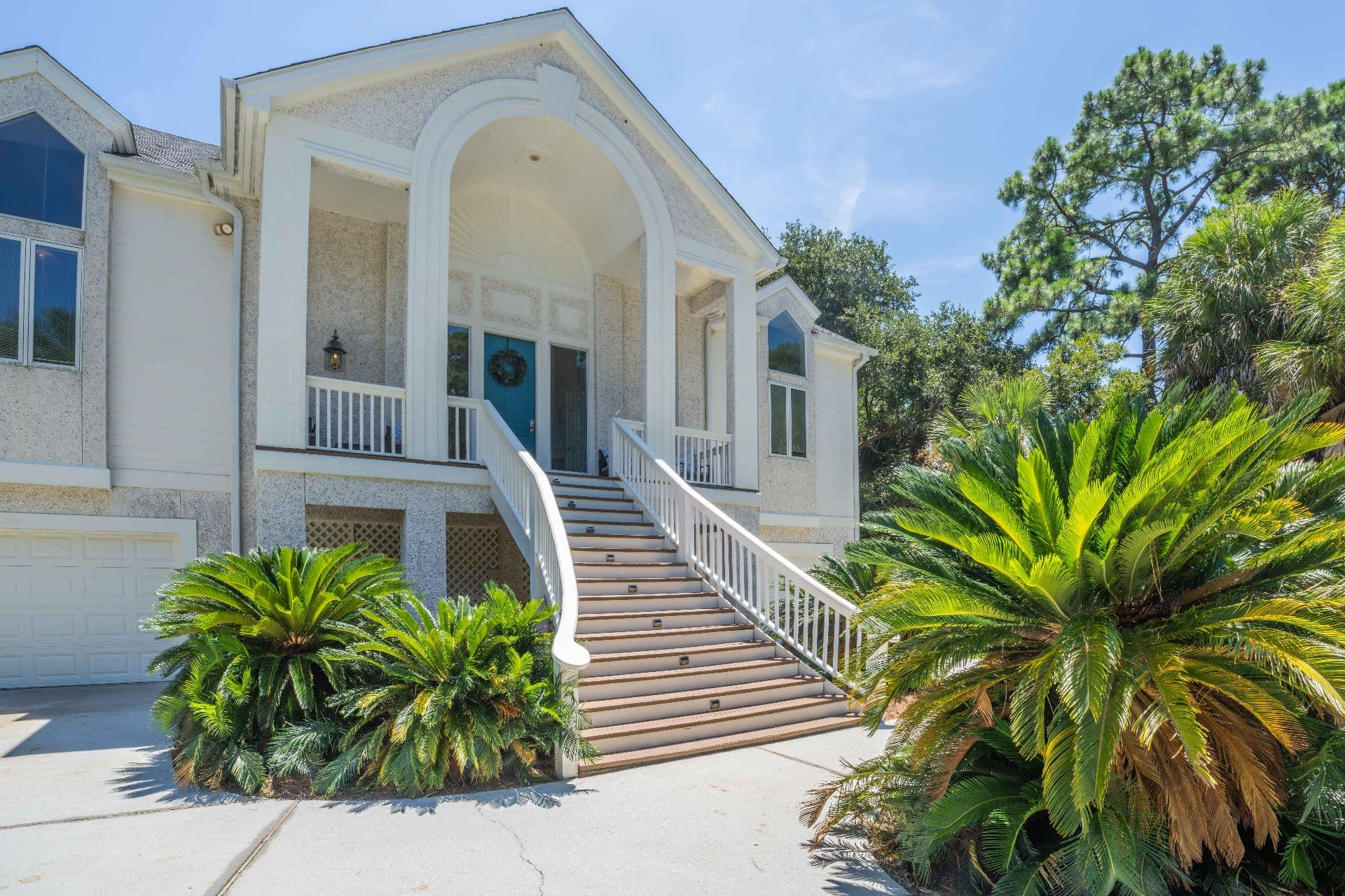 601 Dolphin Annex