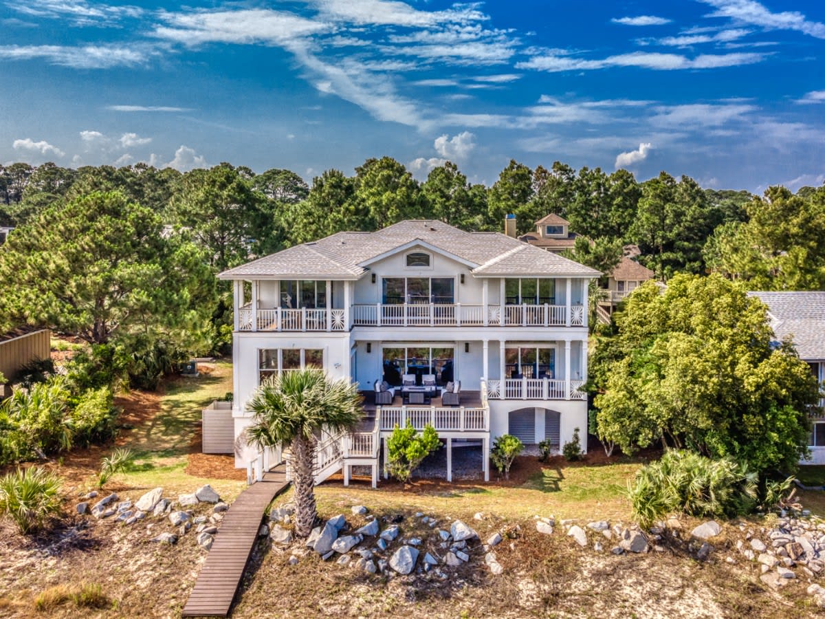 708 Red Drum Rd North