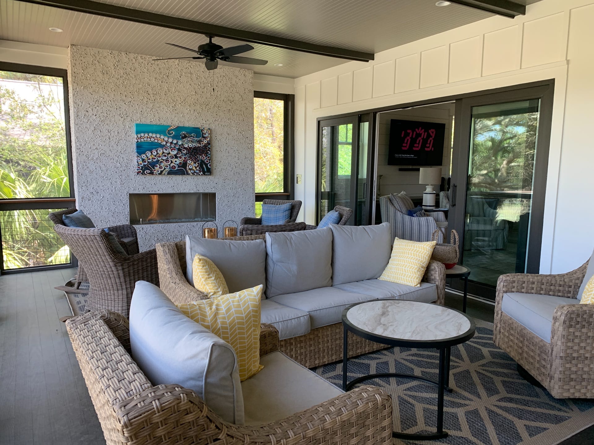 357 Tarpon Boulevard