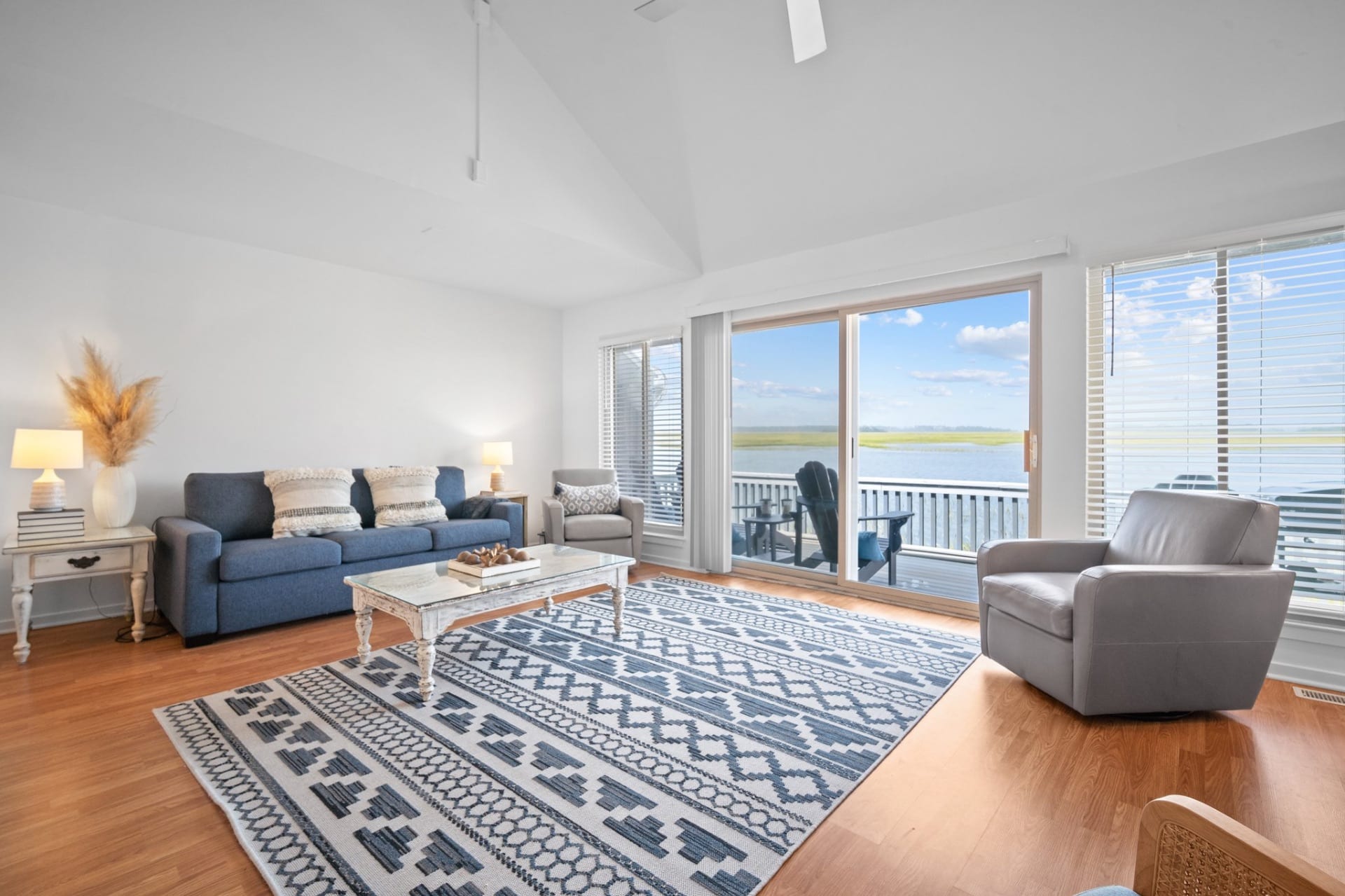 Spacious living room with amazing island views
