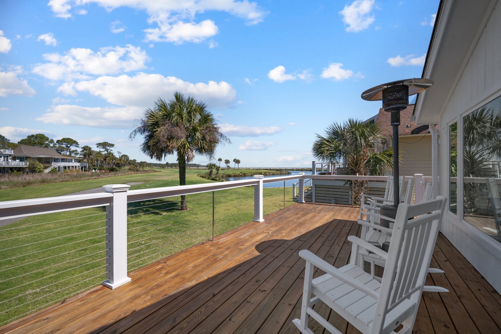 6 Fairway Club