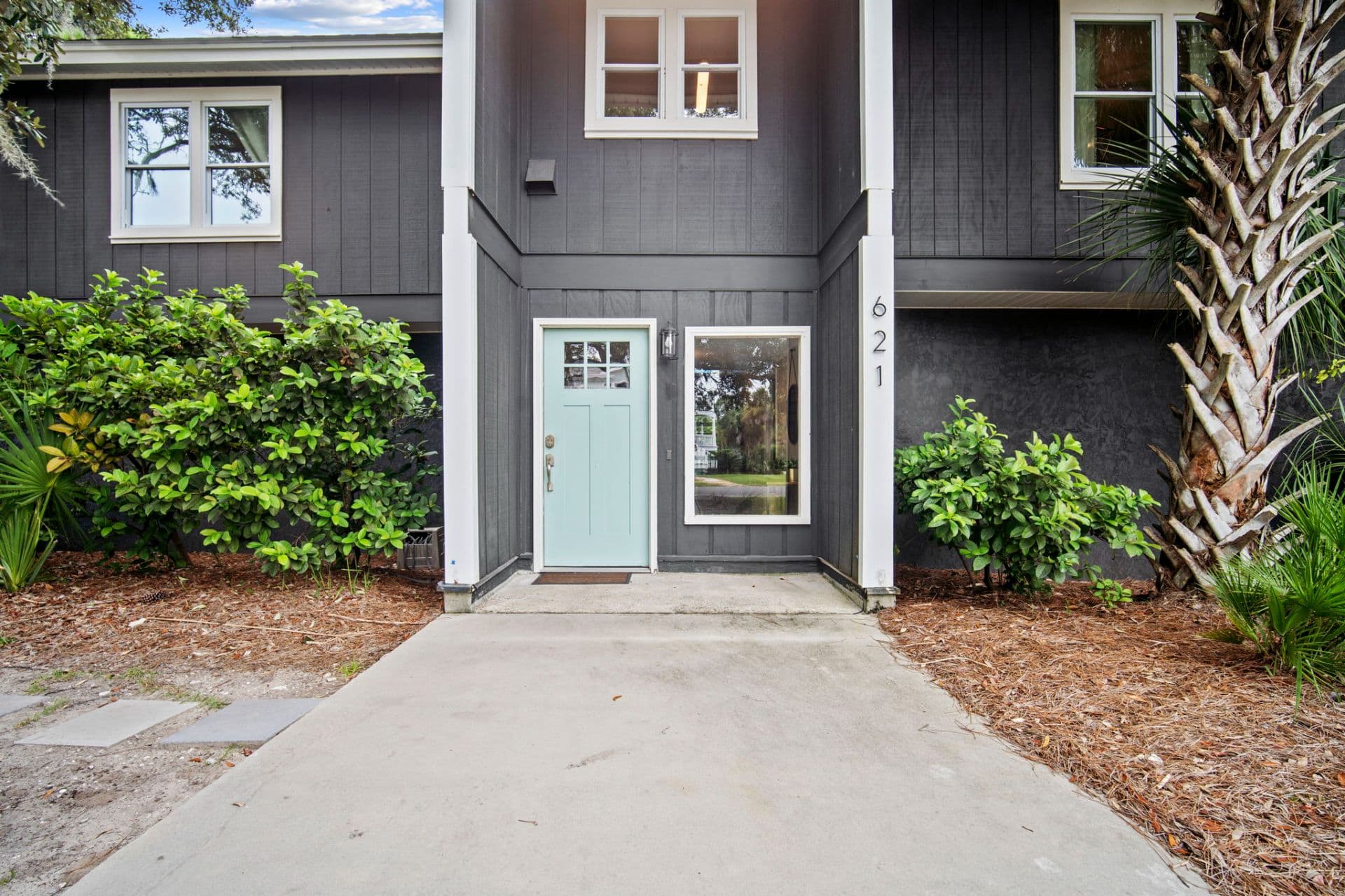 621 Dolphin Road