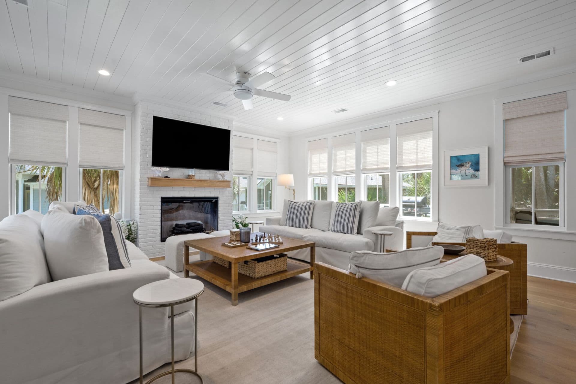 Roomy Living - Perfect for a family vacation on Fripp