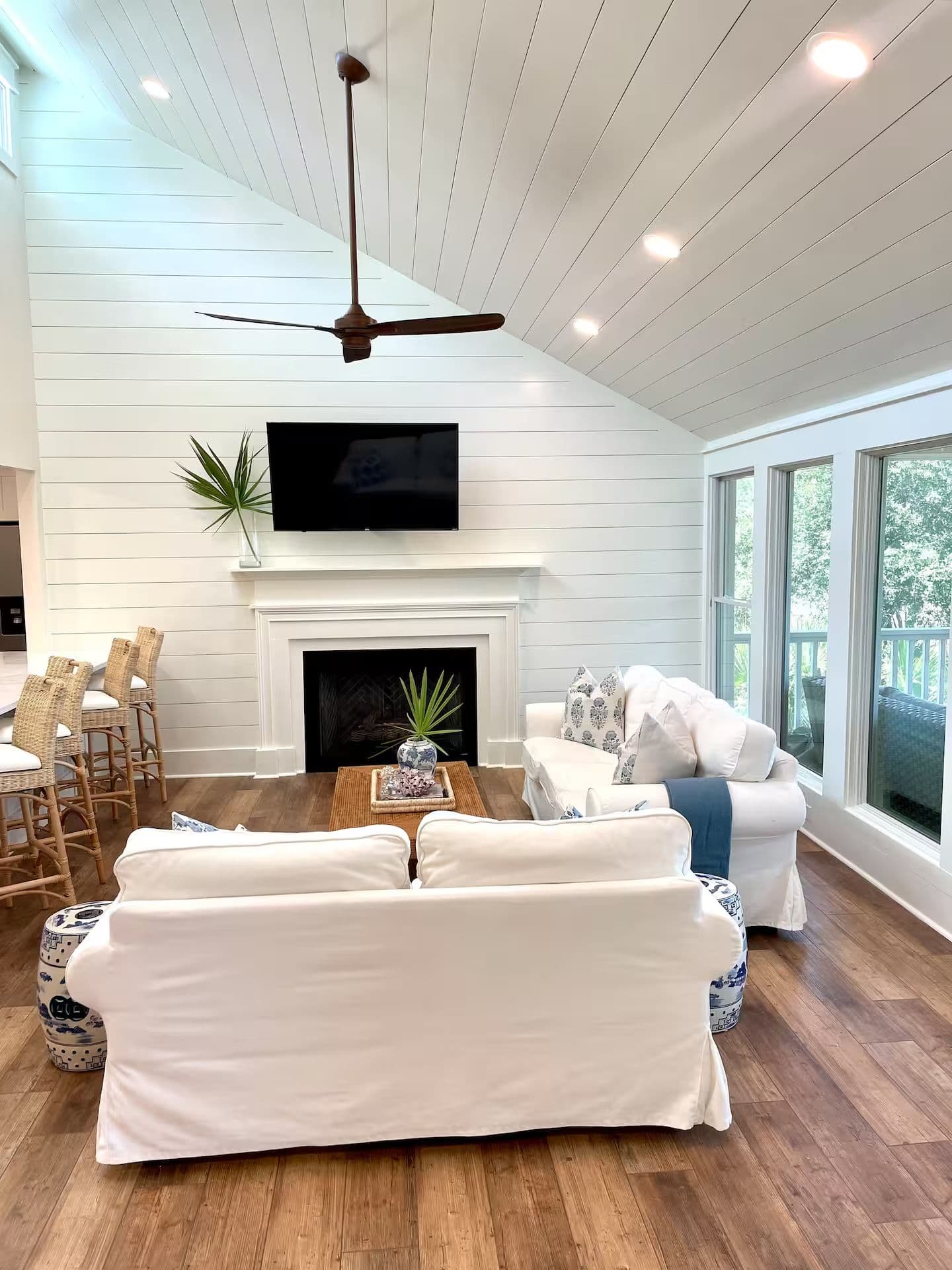 Bright yet cozy living room.