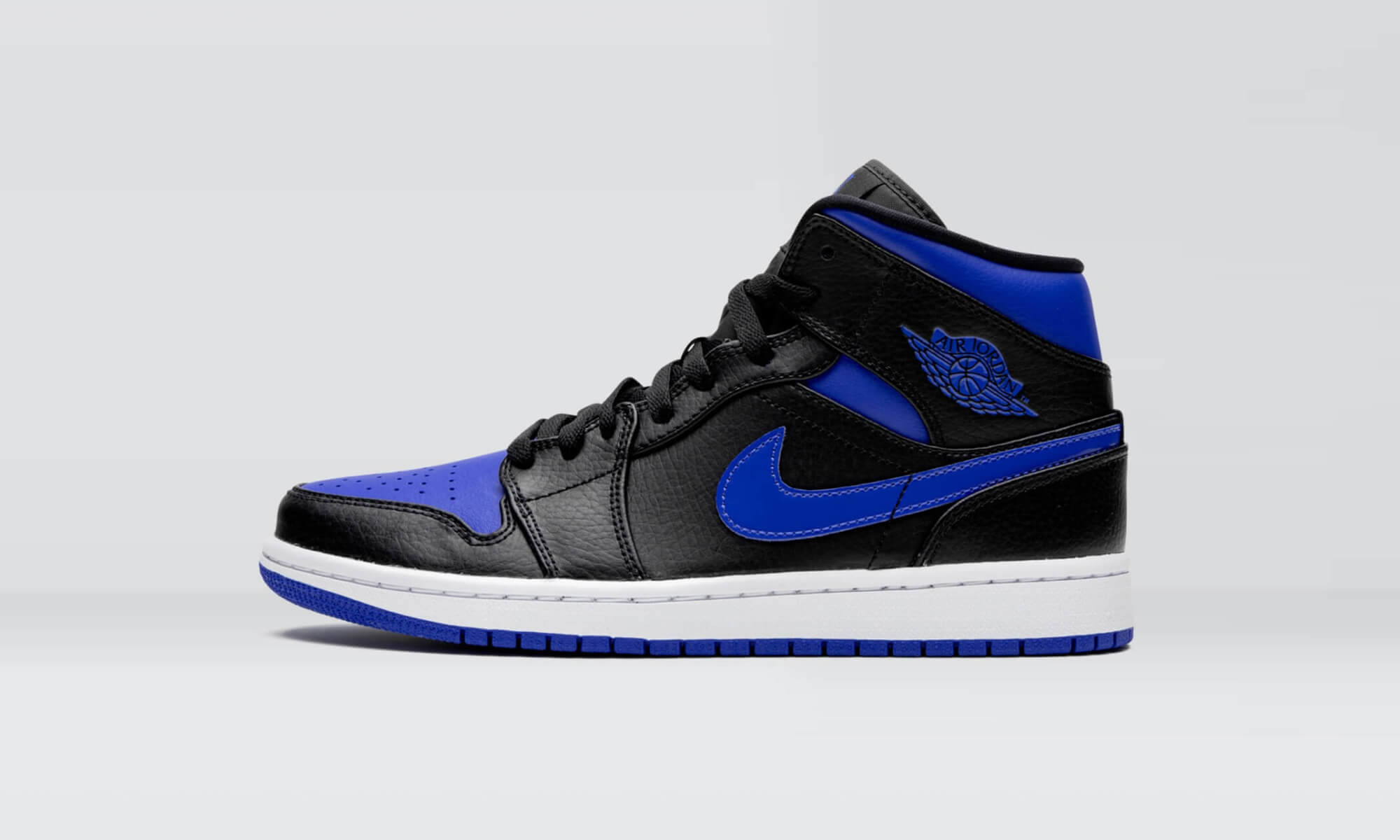 AJ1 Black Hyper Royal