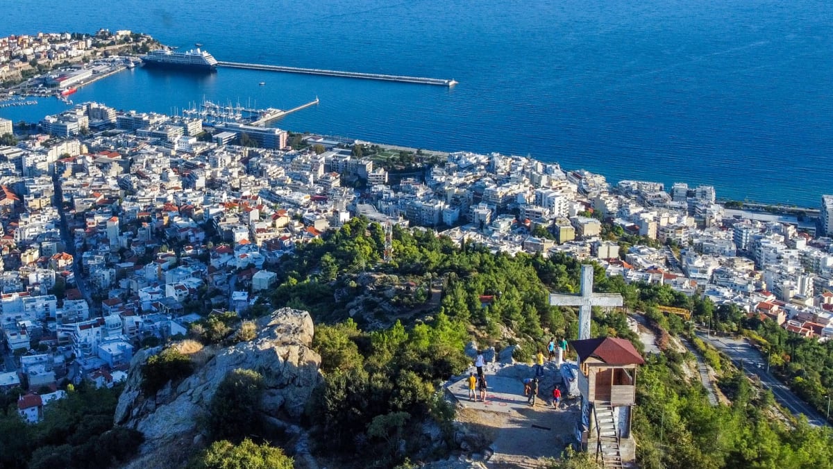 Ανακαλύψτε την εμπειρία Σταυρος Καβαλας: Το Μπαλκονι της Πολης στον προορισμό Ελλάδα Μακεδονία Καβάλα  - Εικόνα 3