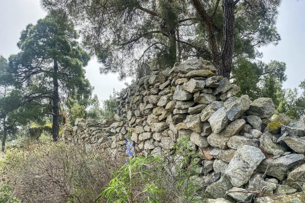 Atmosphere of Μακρα Τειχη Καβαλας: Οι Πετρινοι Φρουροι Τησ Χριστουπολεως in Ελλάδα Μακεδονία Καβάλα