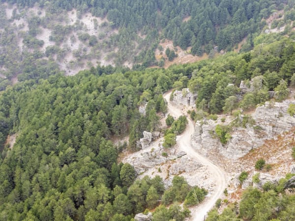 Atmosphere of ΟΡΟΣ ΥΨΑΡΙΟ: Ο ΠΡΑΣΙΝΟΣ ΦΡΟΥΡΟΣ in Ελλάδα Μακεδονία Θάσος