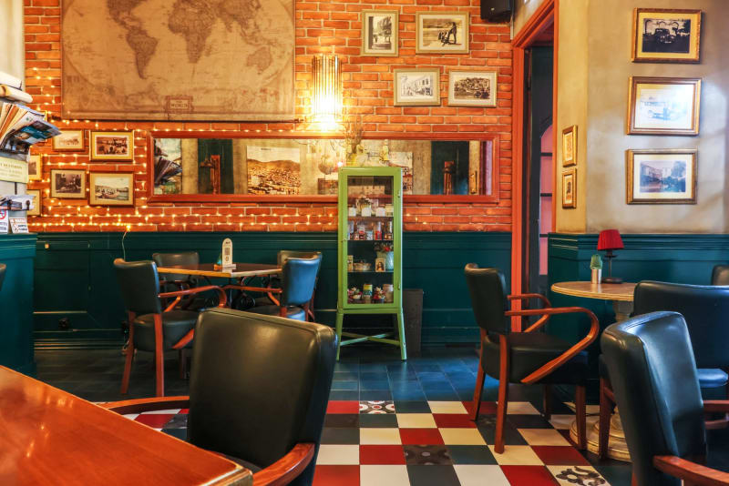 Discover: Aparto Bistro Cafe - Bar: Where Kavala Meets the Sea