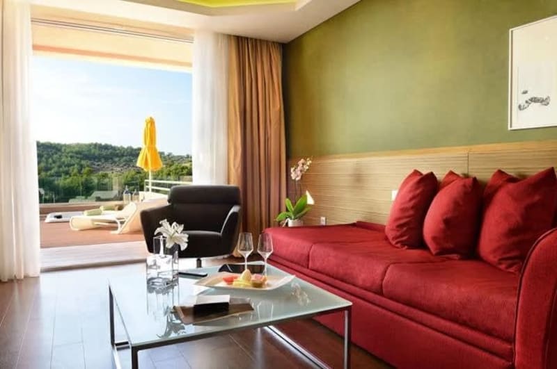 Executive Suites: Η Ιδιωτική σου Όαση με Θέα το Αιγαίο
