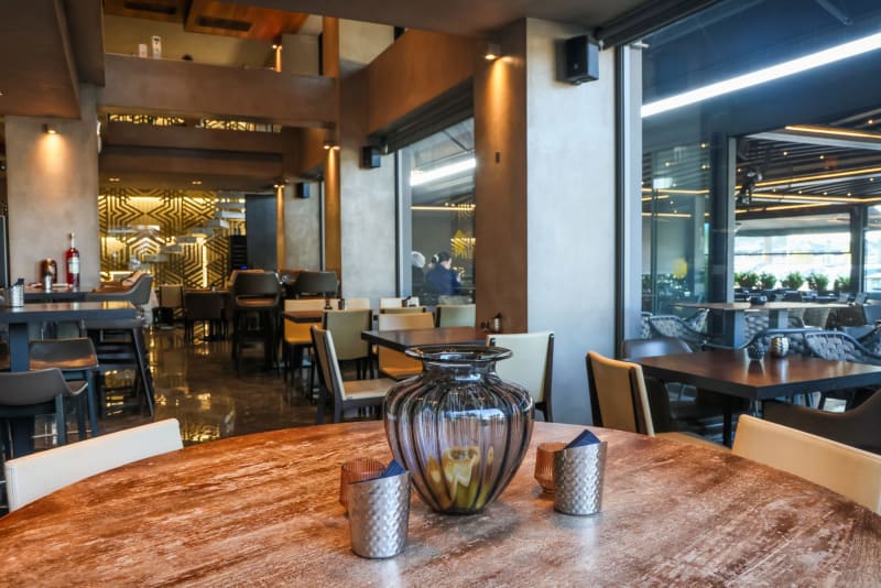 Discover: Paseo Kavala: The Cosmopolitan Heartbeat of the Waterfront